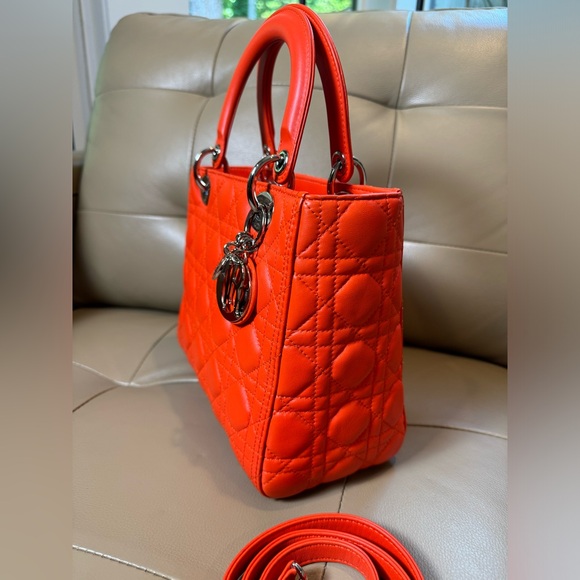Sold x Christian Dior classic Lady Dior medium - Picture 4 of 14
